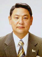 松戸市医師会会長 岡 進